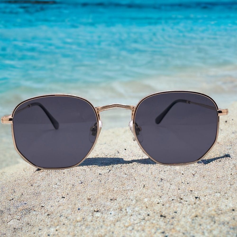 SOJO’S Polarized Gold Wire Frames